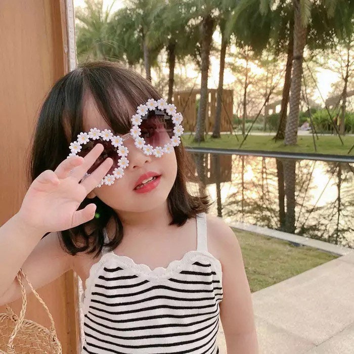 Parent-child Round Flower Sunglasses |2022 New Fashion Party Decorative Glasses |Women Child |Outdoor Sun Protection Eyewear UV400