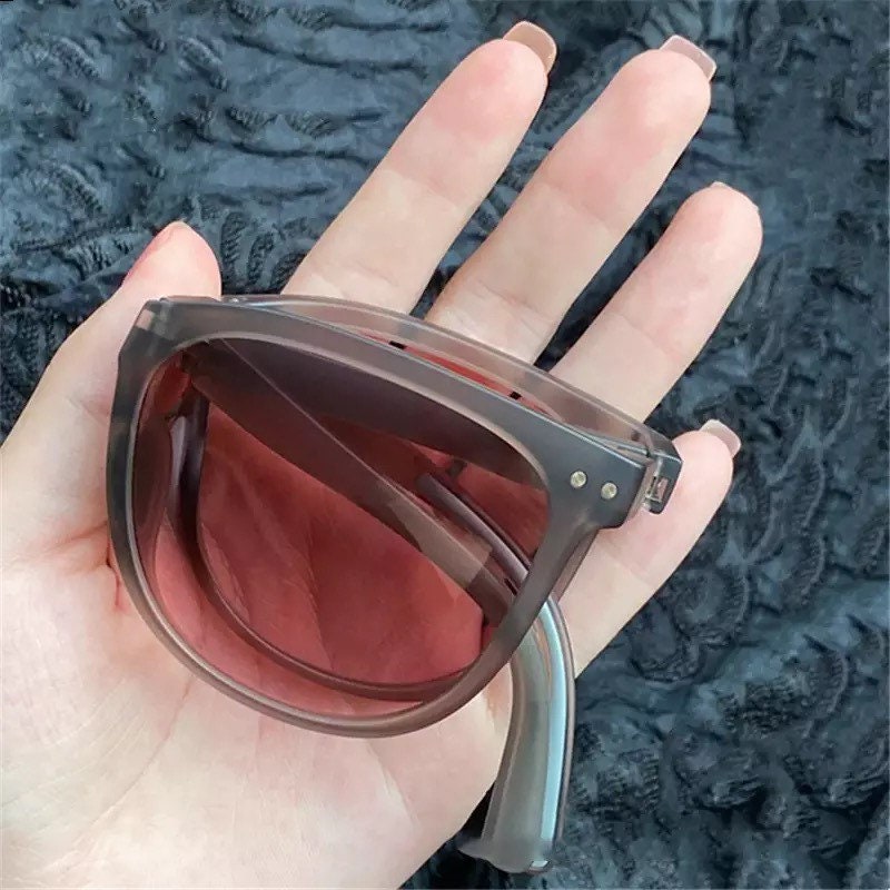 Fashion Foldable Sunglasses |Women Men|Ins Popular Trending Retro Rivets |Shades UV400|Glasses frames